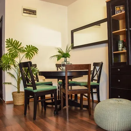 Dinos 2 Bed Cozy At Close To The Lift Bansko